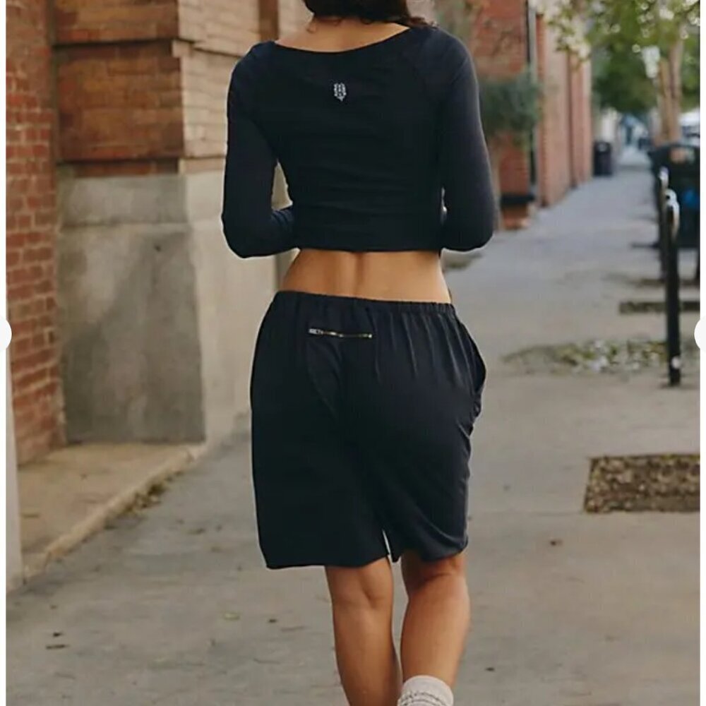 #168!NWT Free People Hot Shot Easy Set in Midnight Navy - Picture 2 of 5